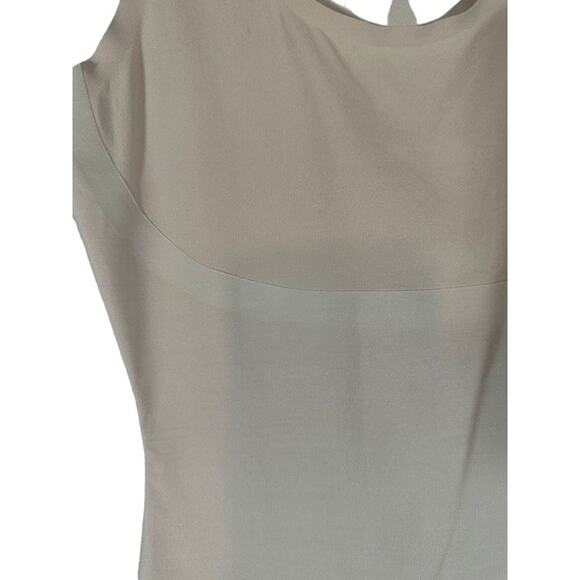 Spanx Beige Crew Neck Stretch Nylon Blend Athletic Slimming Tank Top Women Sz M - Picture 3 of 7